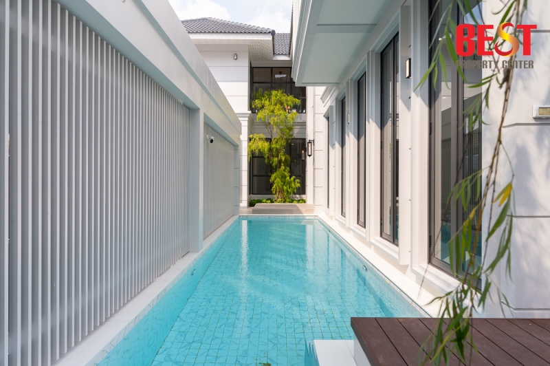 ขาย Pool Villa ต้น ซอย นวมินทร์ 111 แยก 1 วัสดุเกรดพรีเมี่ยม จอดรถ 4 คัน