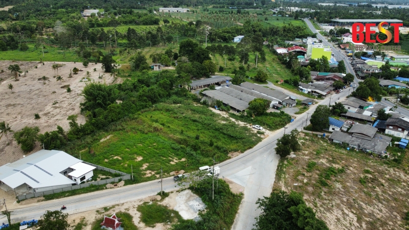 ขาย ที่ดินเปล่า ศรีราชา ชลบุรี ใกล้ โรงเรียน บ้านหุบบอน ทำเลดี ติดถนนใหญ่ แปลงนี้น่าลงทุนมาก